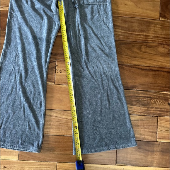 Juicy Couture Velour Wide Leg Lounge Pants Gray Size M - Picture 4 of 5